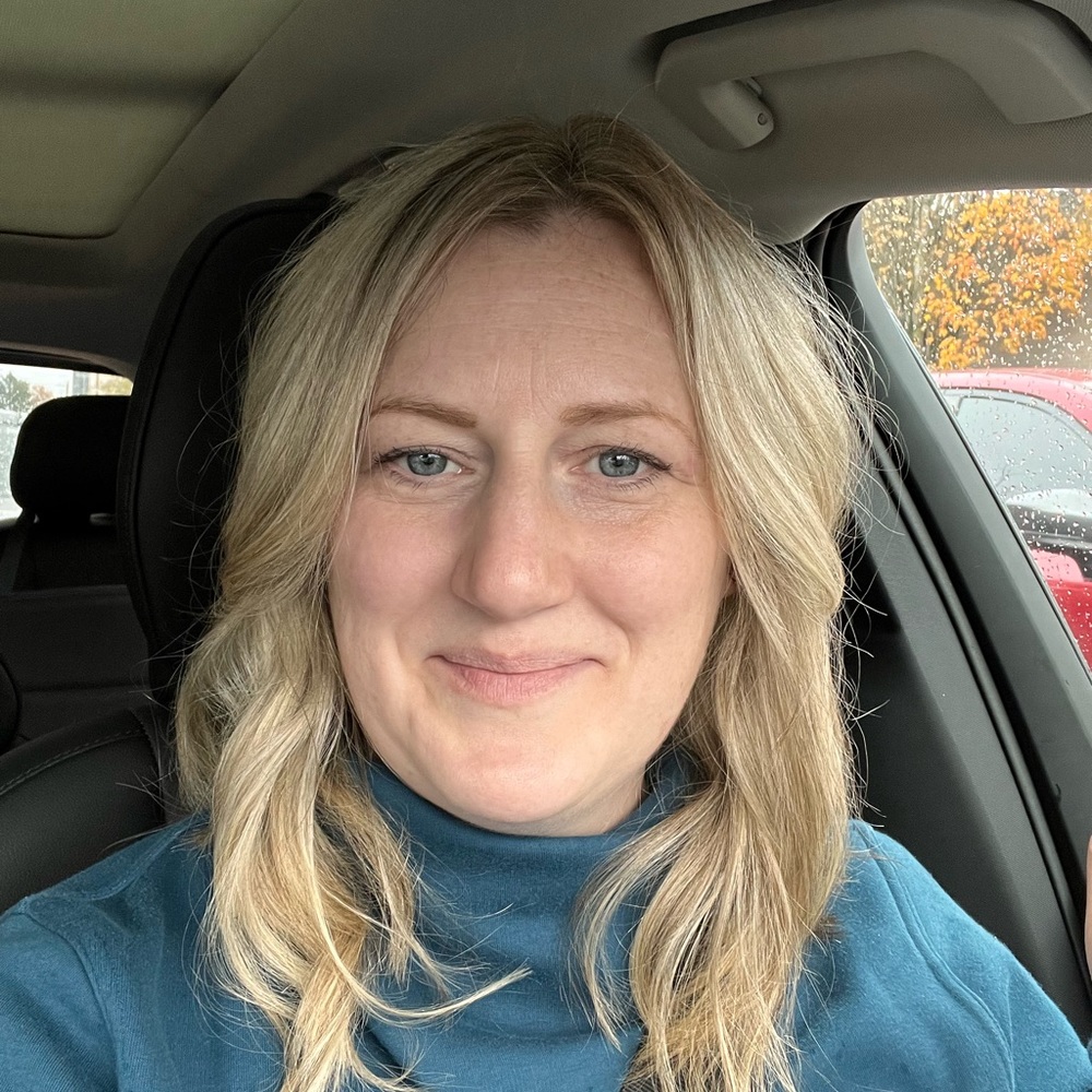 Meet your Posher, Jennifer